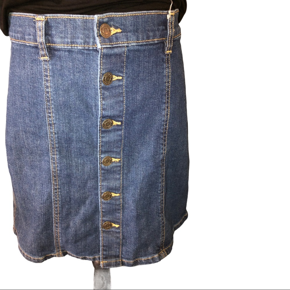 Gap denim button up skirt